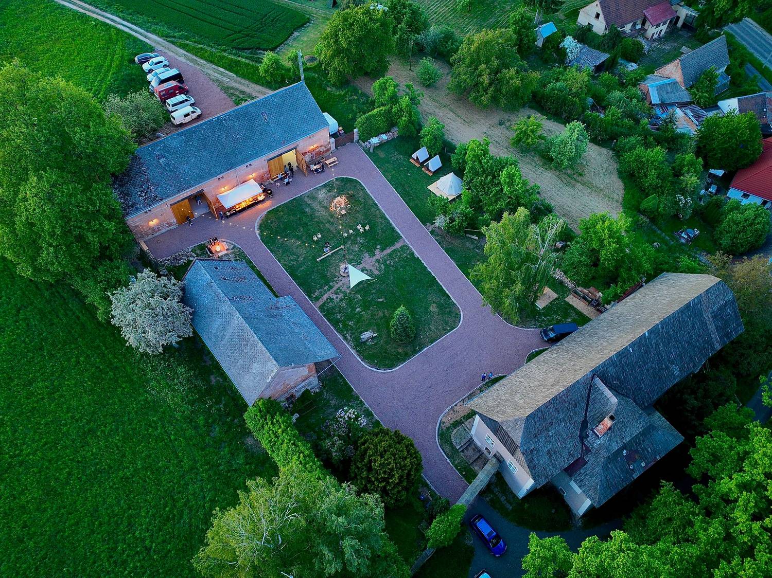 Tvrz Hořenice