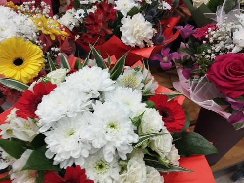 Umělé květiny nejen na svatbu i-market.cz